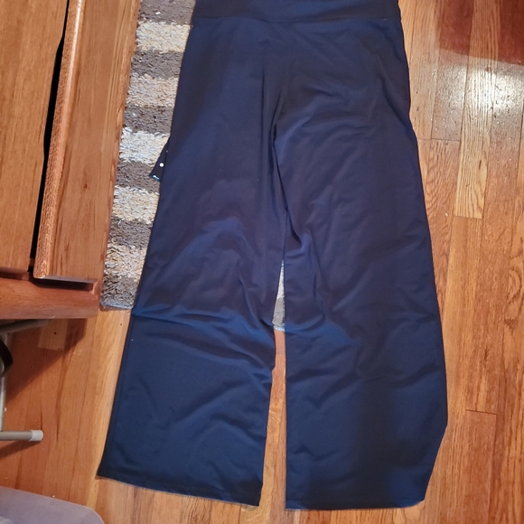 Jumpsuit - Picture 7 of 10